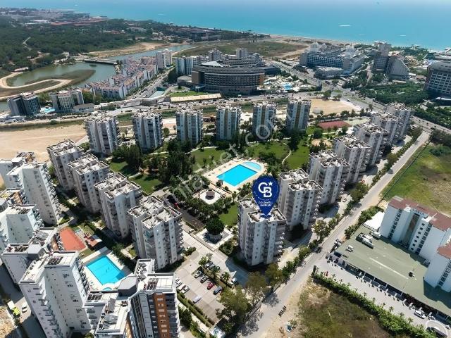 Lara Acısu Sitesinde | 3+1 160 M2 | Denize Yürüme Mesafesinde