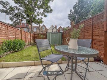 Lara Close, London SE13, 1 bed end terrace house to rent, £1,800 pcm | PrimeLocation