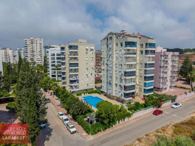 Lara Güzeloba Site İçinde Deniz Manzaralı Doğalgaz Havuzlu 2+1