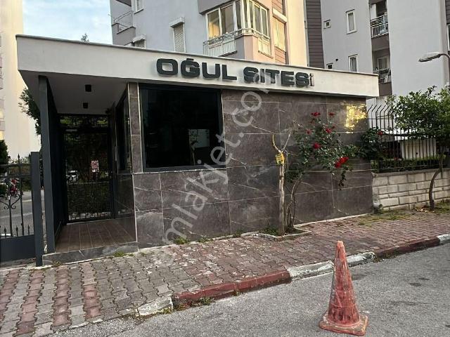 Lara Şirinyalıda Eşyalı Kiralık Daire