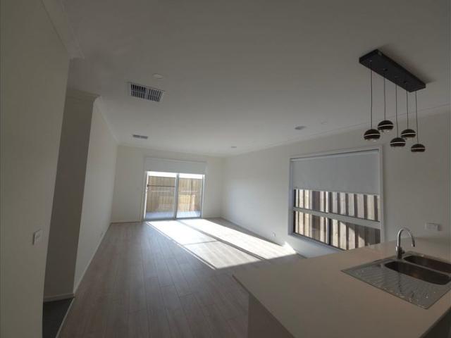 Lara 4BR House for Lease $590/wk From 25 Sept 2026, Pets Allowed/ Free Gym