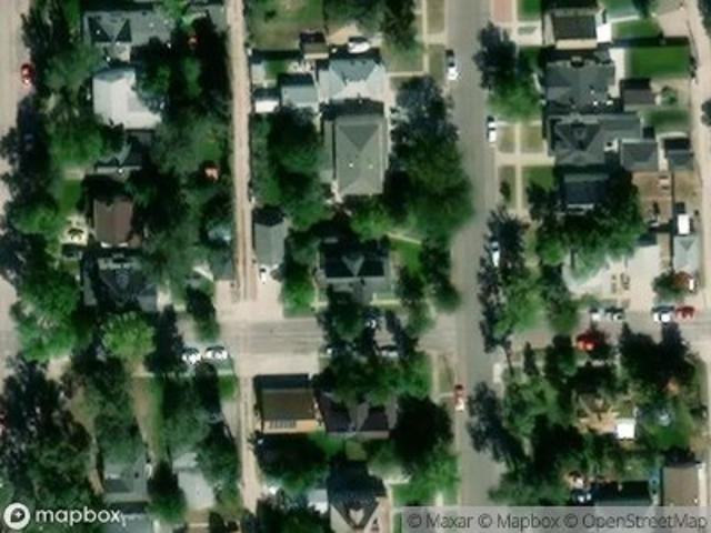 Laramie Ave