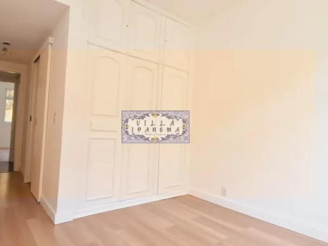 Laranjeiras rua pereira da silva 120m² reformadíssimo linda vista 3 quartos 4 banheiros play vaga