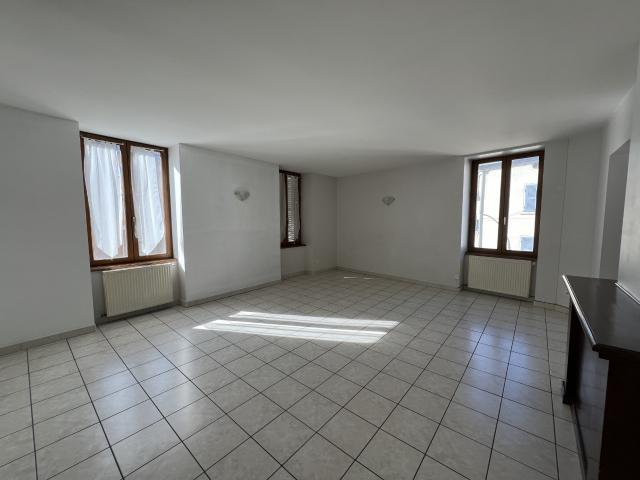 L'arbresle centre, bel appartement de type 4