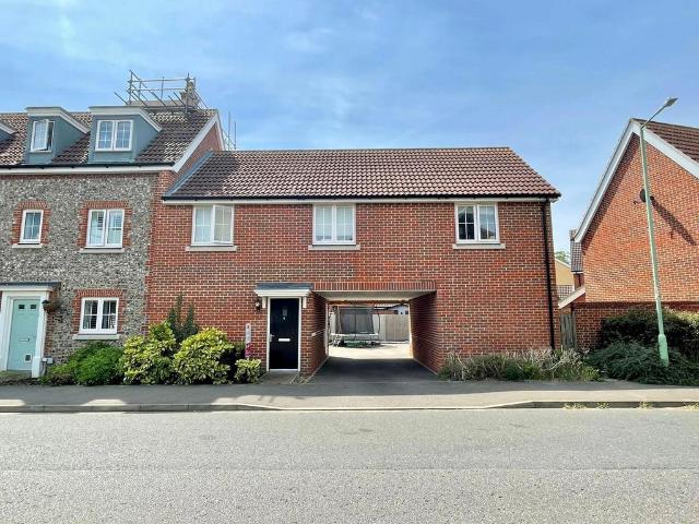 Larch Way, Red Lodge, BURY ST. EDMUNDS 2 bed maisonette to rent £1,450 pcm £335 pw