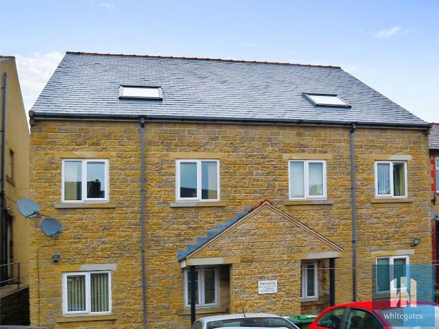 Larch Road, Paddock, Huddersfield HD1, 2 bed flat to rent, £675 pcm | PrimeLocation