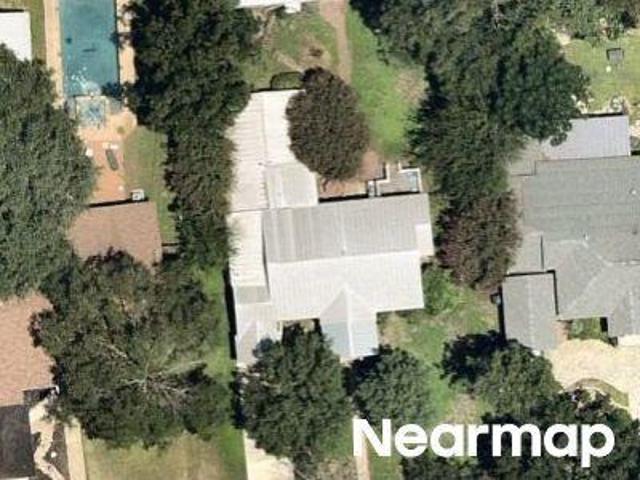 Larchmont Dr # 2