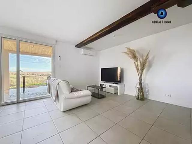 Larche 19600 Location appartement 3 pièces t3 terrasse parking