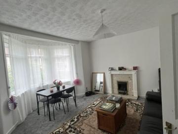Larchfield Avenue, Glasgow G14, 2 bed flat to rent, £1,095 pcm | PrimeLocation