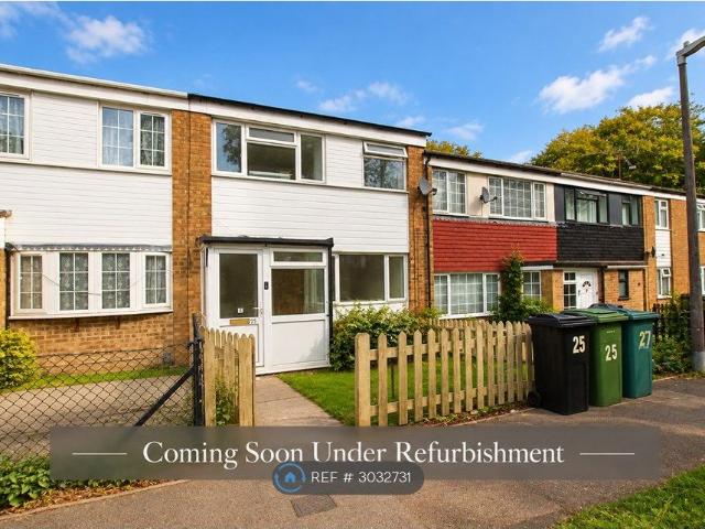Larchwood Close, Chatham ME5, 3 bed terraced house to rent, £1,500 pcm | PrimeLocation