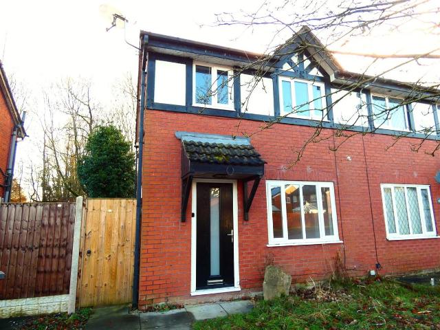 Larchwood, Ashton On Ribble, Preston PR2, 3 bed semi detached house to rent, £900 pcm | PrimeLocation
