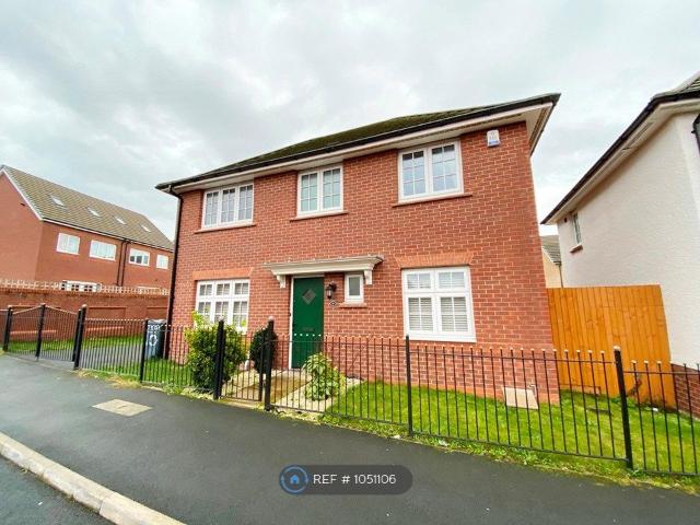 Larchwood Avenue, Manchester M9, 3 bed detached house to rent, £1,400 pcm | PrimeLocation