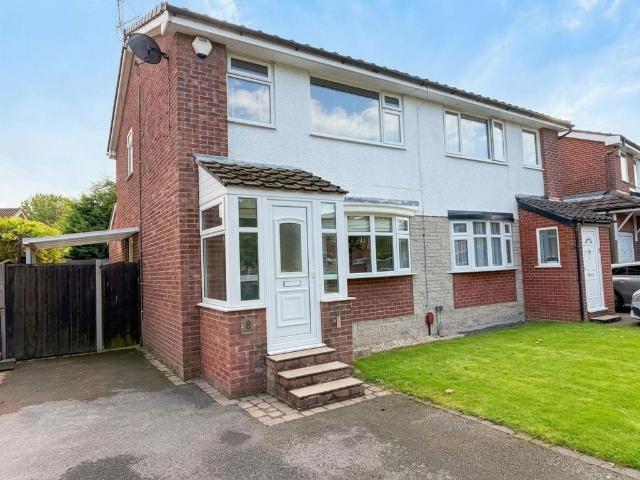 Larchwood Drive, Wilmslow, SK9 2 bed semi detached house to rent £1,700 pcm £392 pw