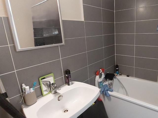 Lardenne Purpan: T1 Avec Parking Et Cellier 28m² Toulouse