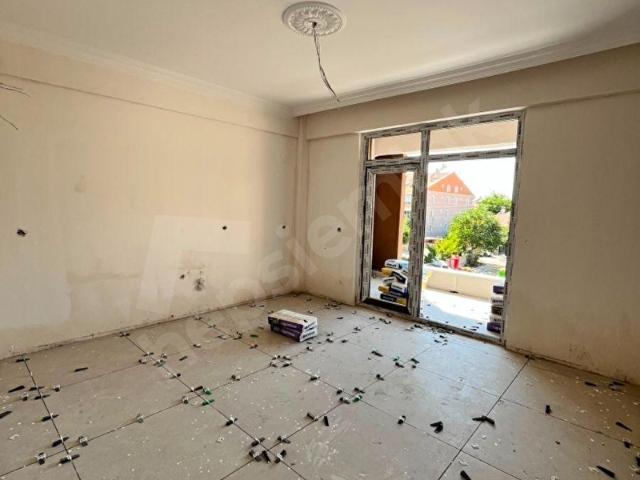 LARENDE MAHALLESİ 3+1 130M ASANSÖRLÜ ŞAHSİ GARAJLI SATILIK DAİRE