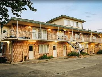 Large 41 Unit Seasonal Motel for Sale Snowy Mountains