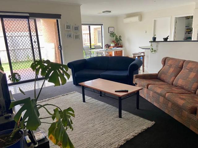 Large 4 bed in amazing location!
