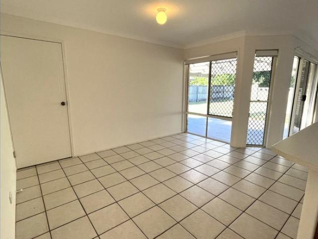 Large 4 Bedroom Family Home