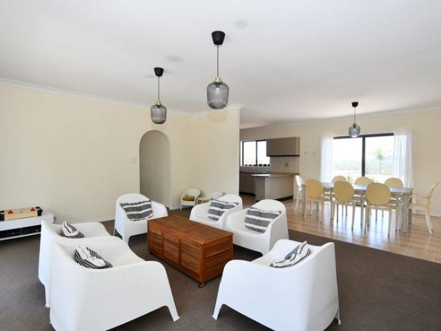 Large 4 Bedroom Family Home