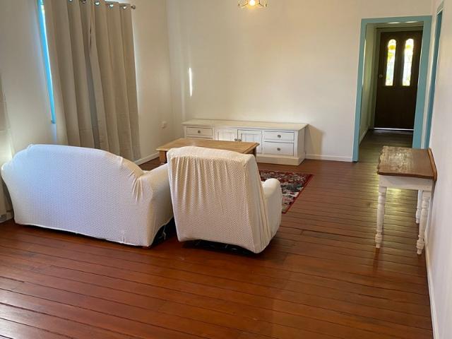 Large 4 Bedroom House