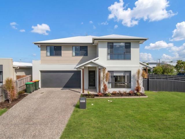 LARGE 4 BEDROOM HOME
