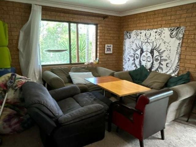 Large 5 Bedroom Home With Pool And Land
