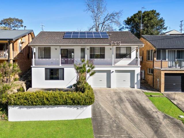 Large 4 Bedroom Home in a Quiet cul de sac