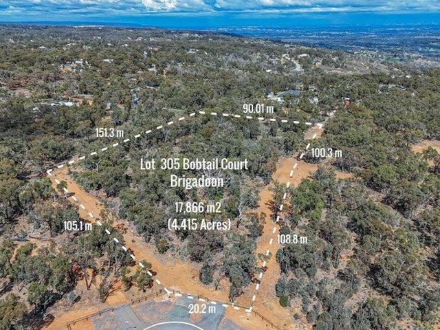 LARGE 4.4 ACRE LIFESTYLE BLOCK