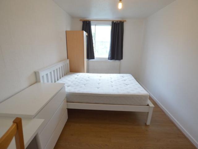 Large 5 Bed Flat in Holloway