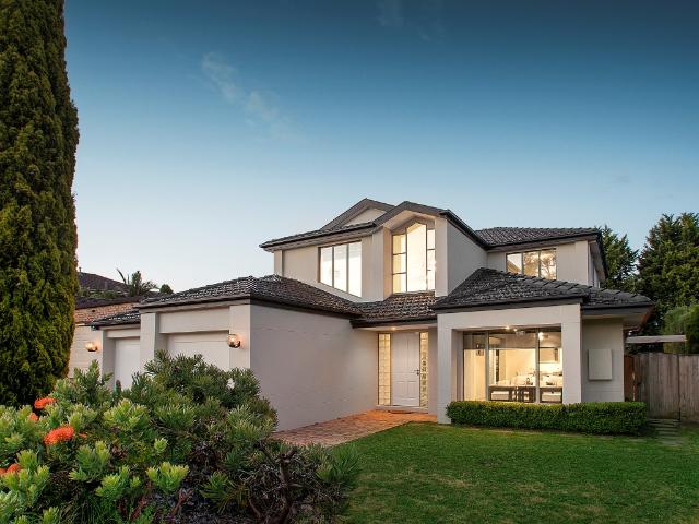 LARGE 5 BEDROOM HOME!