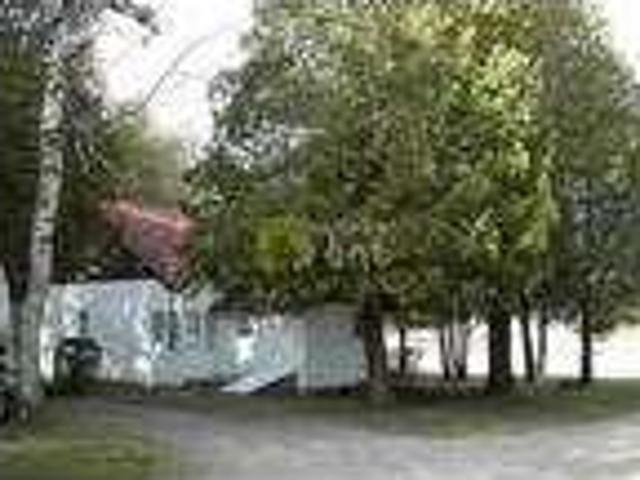 Large 5 Bedroom on the Water in Egg Harbor