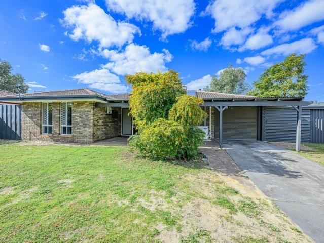 LARGE 809m2 BLOCK