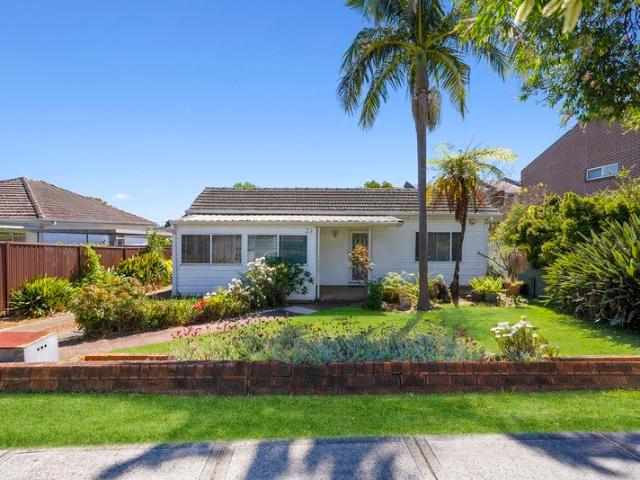 LARGE 923.2 SQM BLOCK