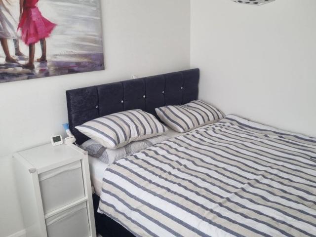 Large 1 bed apartment