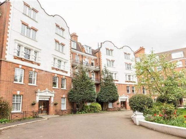 Large 1 Bed flat in West hampstead