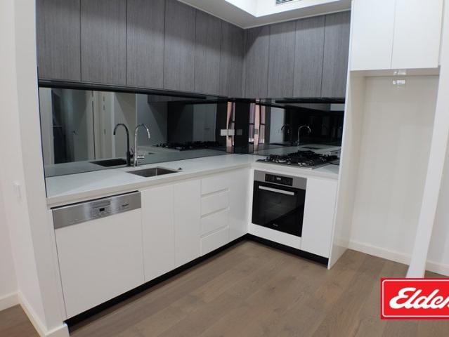 Large 1 bedroom + Study Apartment Ramsgate Park