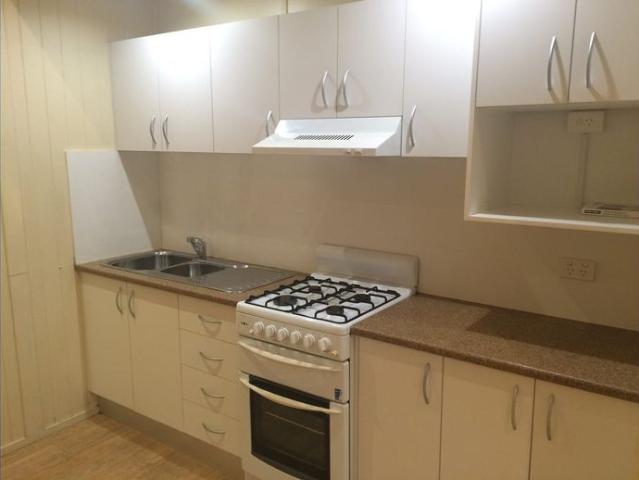 Large 1 Bedroom Unit
