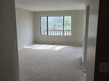 Large 2 bed 1 bath unit by College