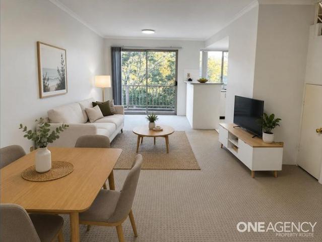 LARGE 2 BEDROOM 2 BATHROOM TOWNHOUSE