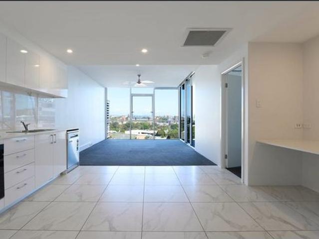 Large 2 bedroom unit