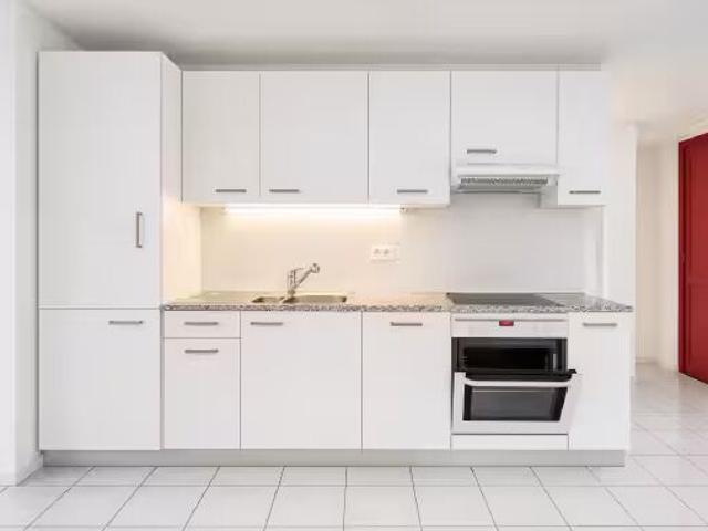 Large 2.5 rooms with parking