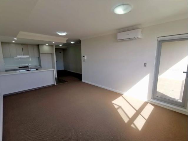 Large 3 bedroom apartment in Homebush West for rent $840 per week