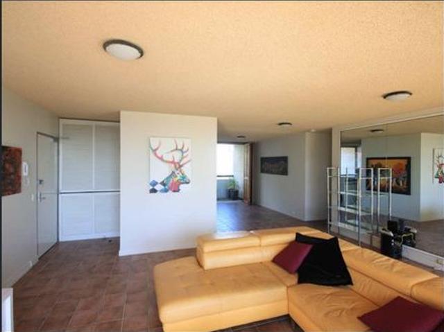 Large 3 Bedroom Apartment with River Views!