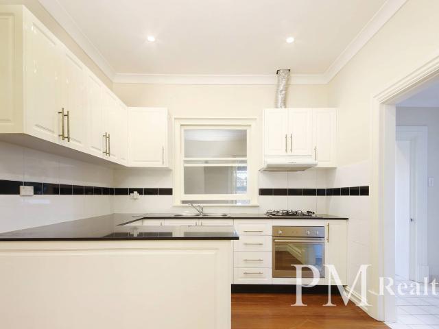 Large 3 Bedroom Family Home
