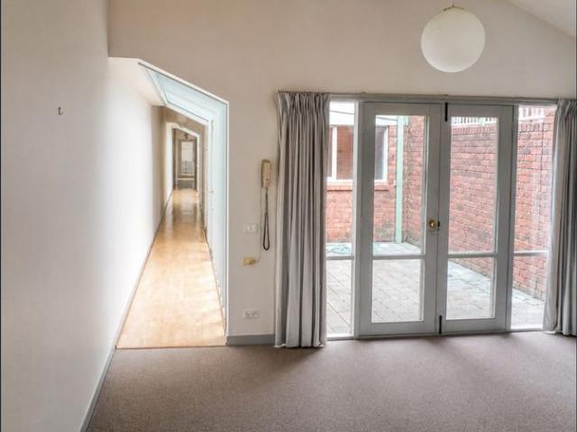 Large 3 Bedroom Home Close to Everything