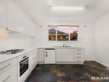 Canberra, Australian Capital Territory, Yass Valley, Victoria