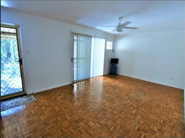 Large 3 Bedroom Plus Huge Sunroom Home in Beautiful Private Area