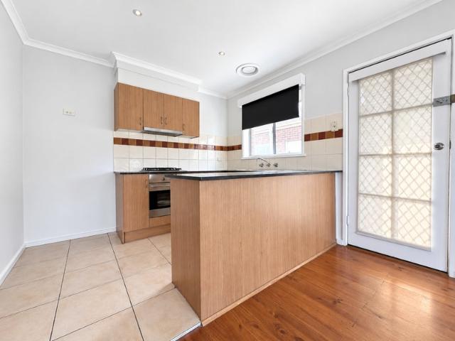 Large 3 bedroom Unit