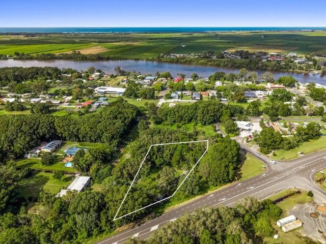 Large 3,831.8 m2 block zoned RU2 Rural Landscape