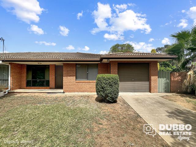 LARGE TWO BEDROOM DUPLEX